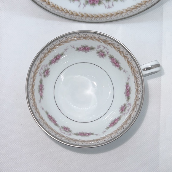 RC TEACUP & SAUCER VINTAGE 1960s PATTERN NORITAKE 564 VICTORIAN ROSES AND LAUREL - Picture 7 of 12